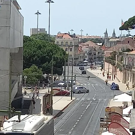 The Trivial Apartman Lisboa